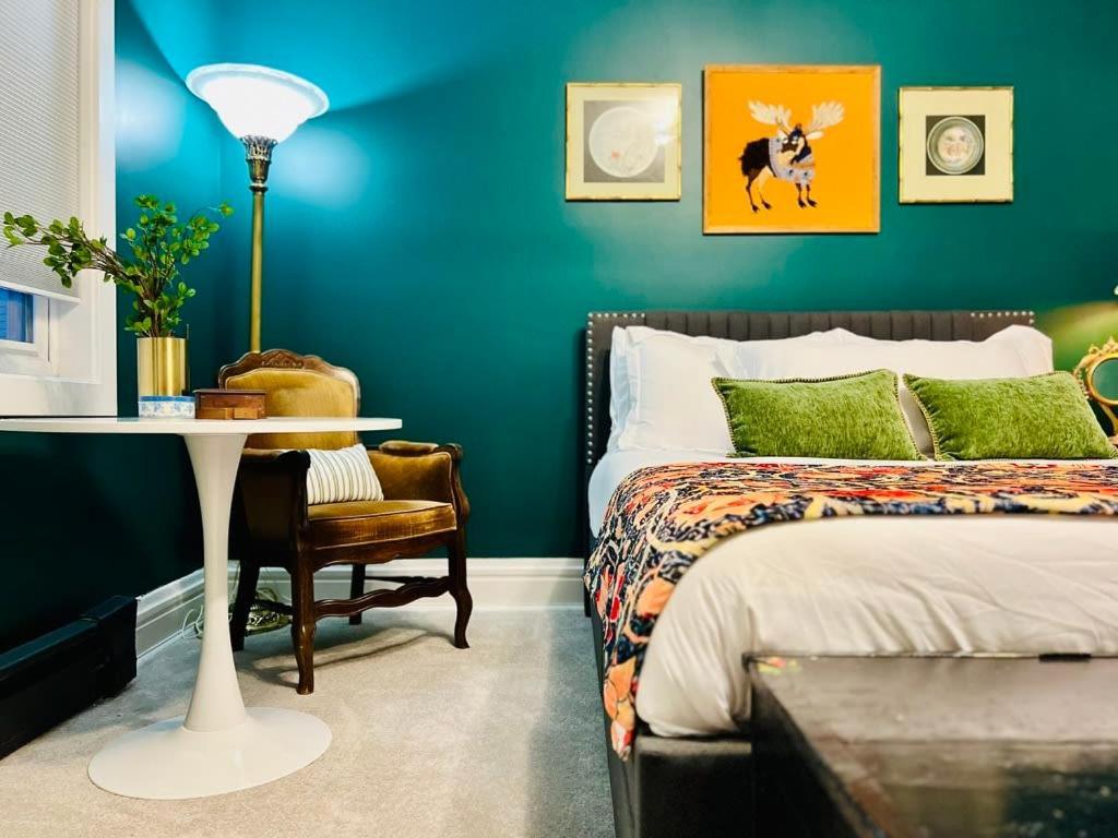 Drifterland Artistic Retreat In Lawrenceville Holiday home Pittsburgh